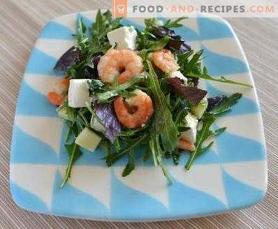 Saladas com camarão e rúcula