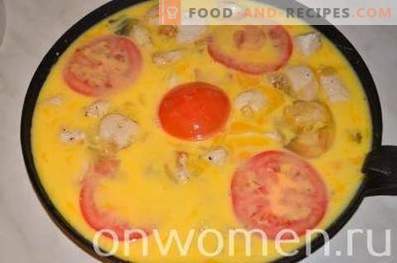 Omelete com frango e tomate no forno