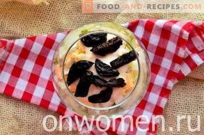 Salada de Capricho para Senhoras com Frango e Ameixas Secas