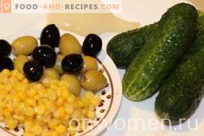 Salada com lula, milho e pepino