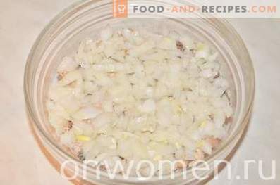 Salada em camadas com sardinha à Mimosa